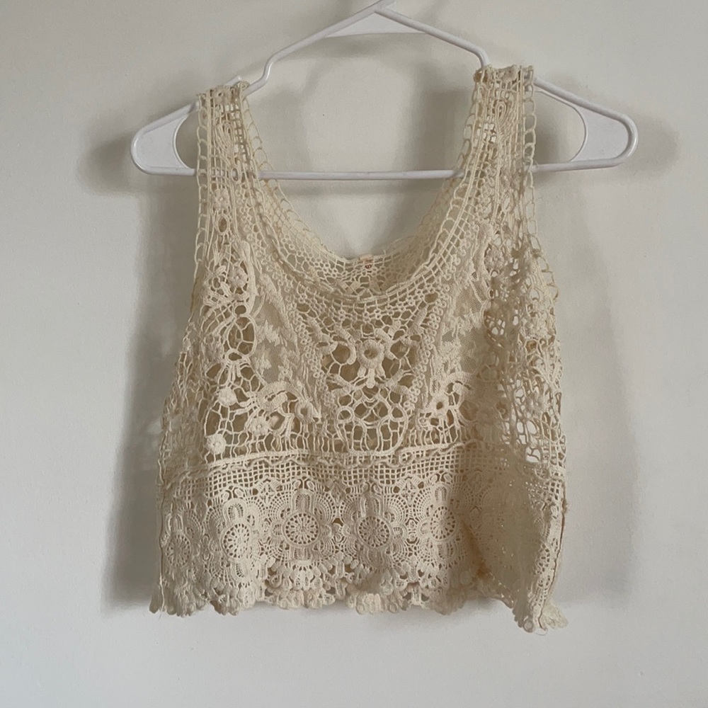 Ivory cropped knit top
